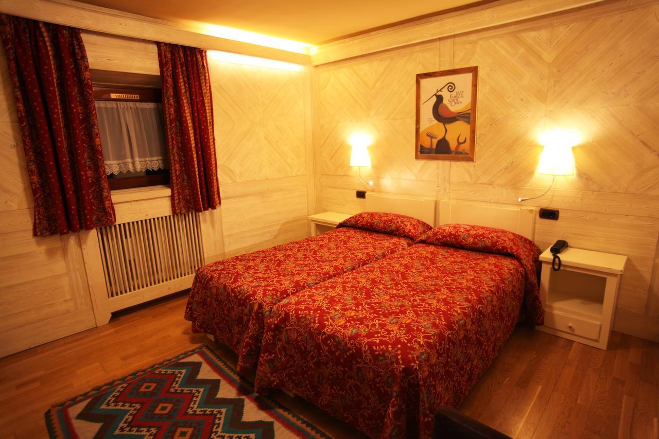 Hotel Fosson بيريوِل تْشيرفينيا المظهر الخارجي الصورة