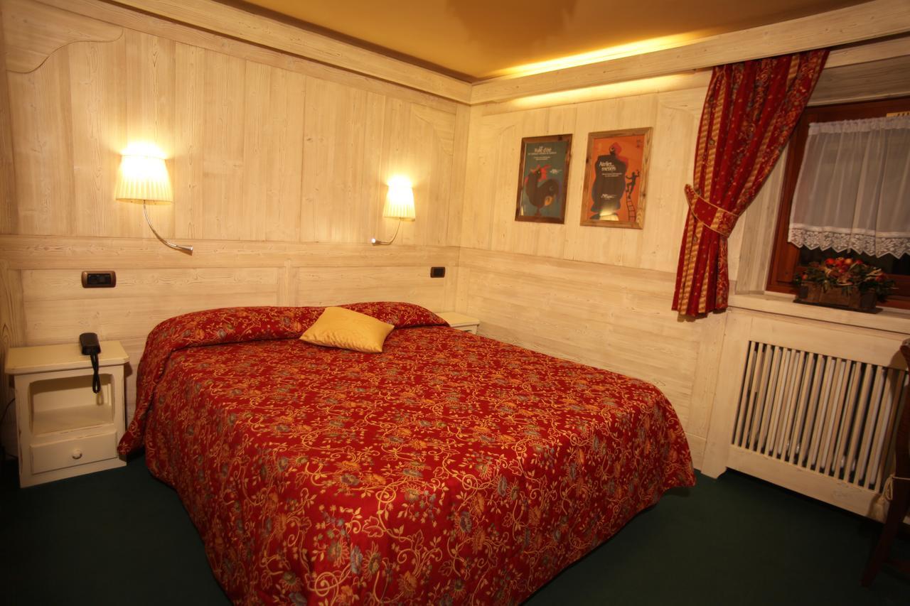 Hotel Fosson بيريوِل تْشيرفينيا المظهر الخارجي الصورة